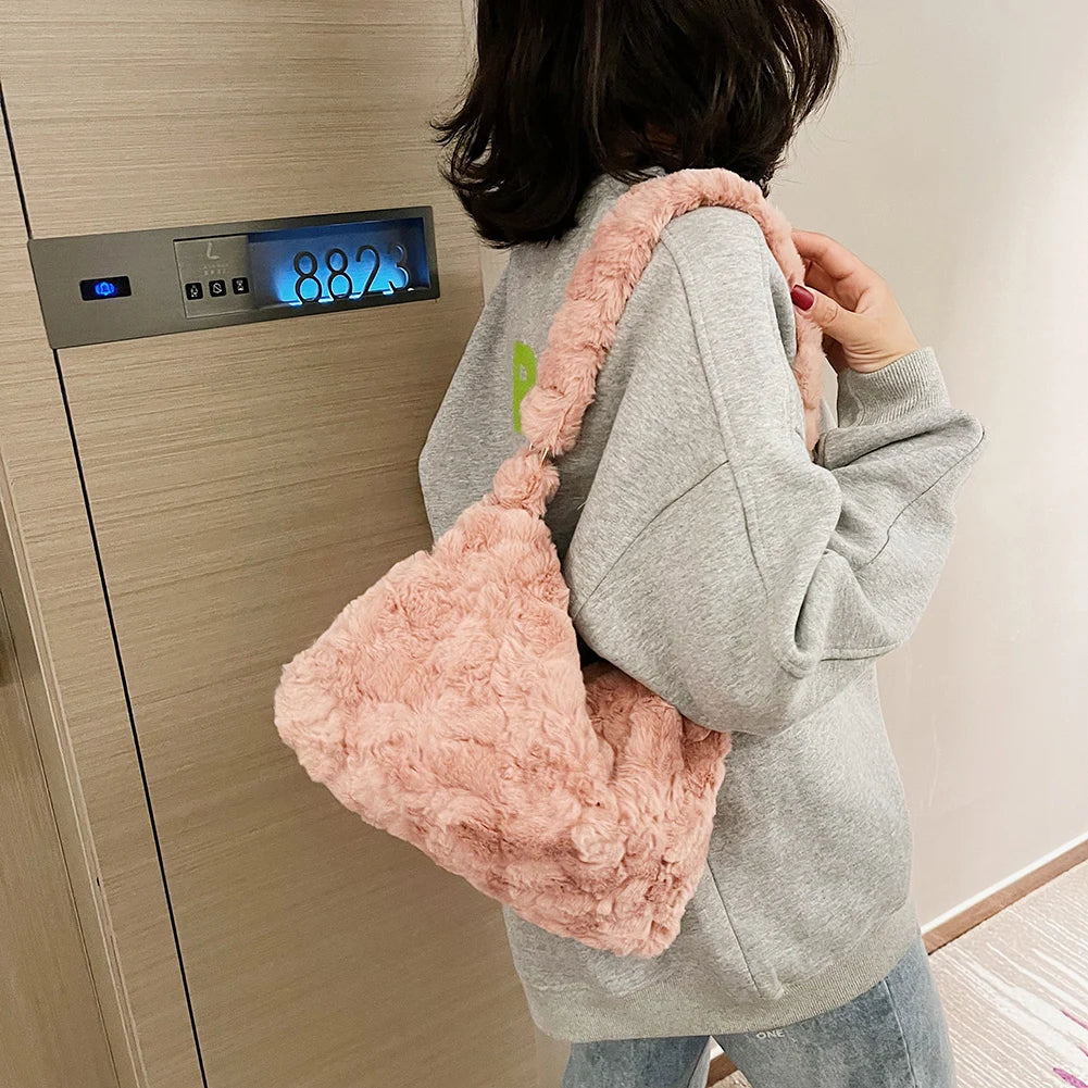 Warm Retro Shoulder Handbag Soft Plush Zipper for Women