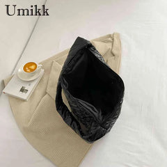 Quilted Crossbody Bag Large Capacity Messenger Bag Casual Portable for Girls