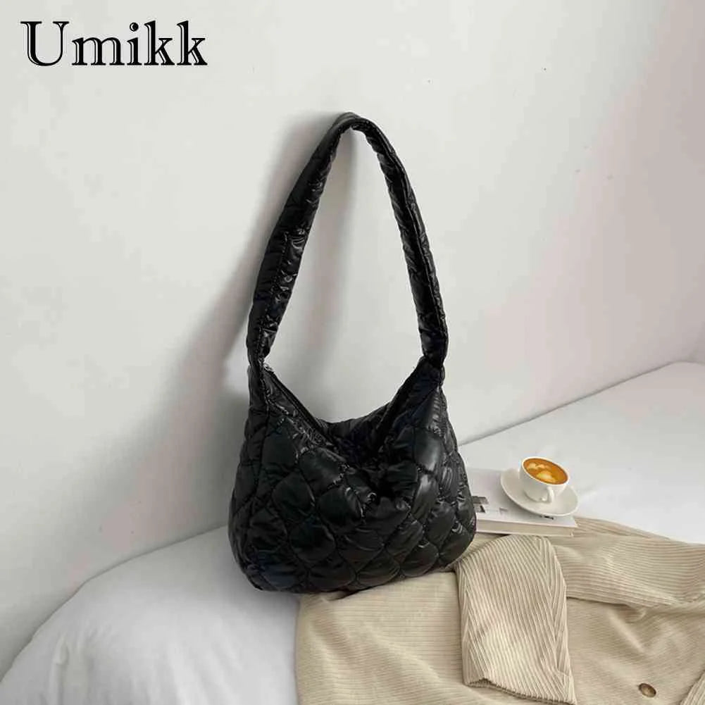 Quilted Crossbody Bag Large Capacity Messenger Bag Casual Portable for Girls