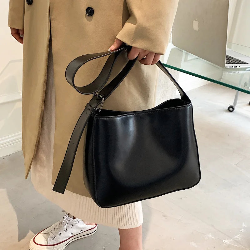 Retro PU Leather Large Capacity Shoulder Bag For Women's Casual