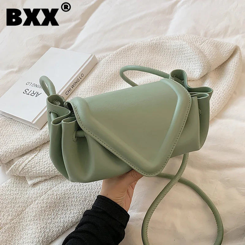 Women PU Leather Chain Handbag 18A611906