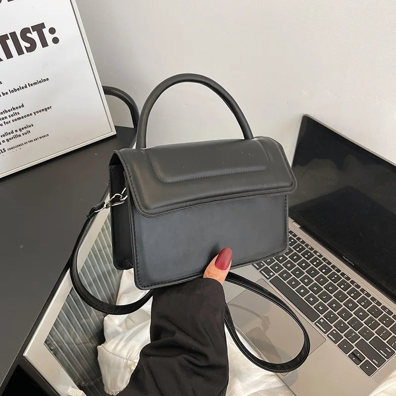 Retro Casual Crossbody Bag Women's Small Square Bag