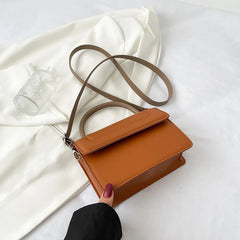Retro Casual Crossbody Bag Women's Small Square Bag