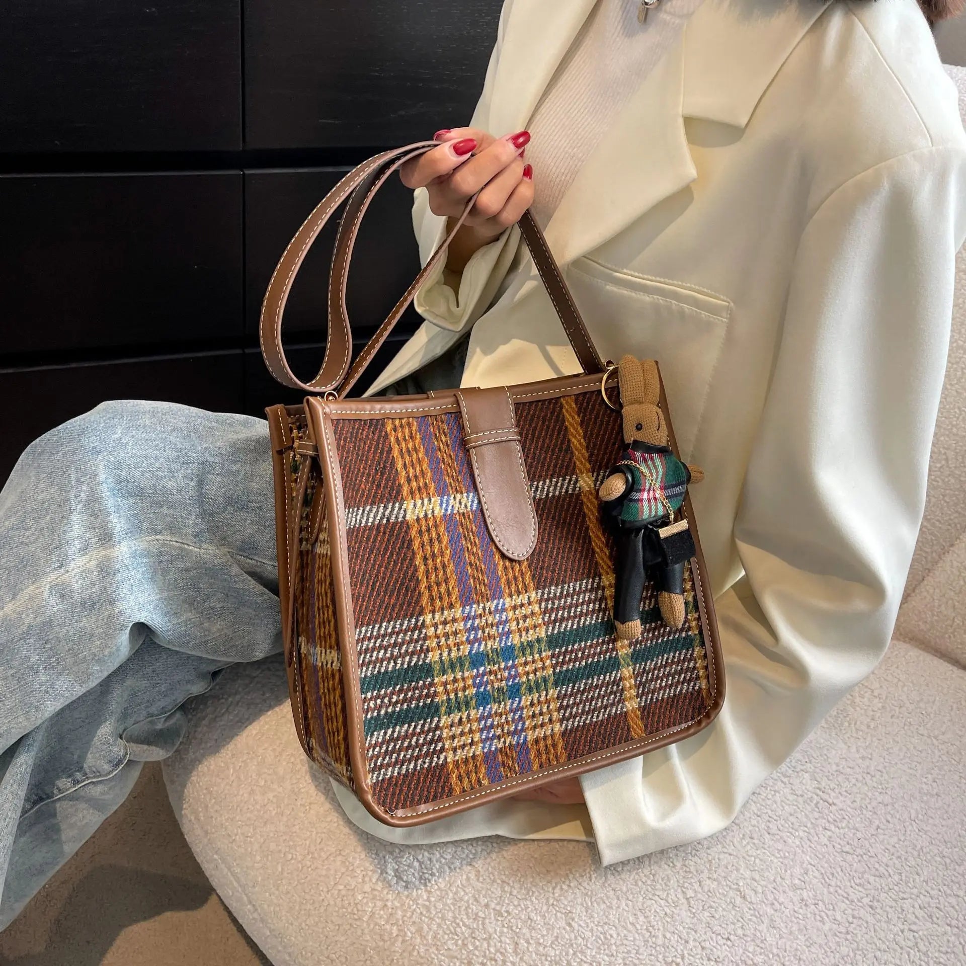 Retro Plaid Shoulder Bag Woolen Crossbody Handheld Underarm Women's Bag