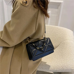 Woman Diamond Chain Solid Texture One Shoulder Cross-Body Small Square Bag