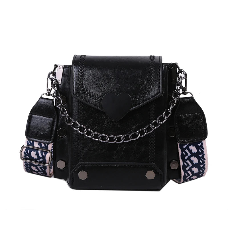 Retro Heart-Shaped Lock Shoulder Bag for Women