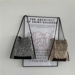 Leopard Stitched Single Shoulder Bag Small Square Bag