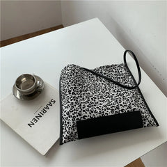 Leopard Stitched Single Shoulder Bag Small Square Bag