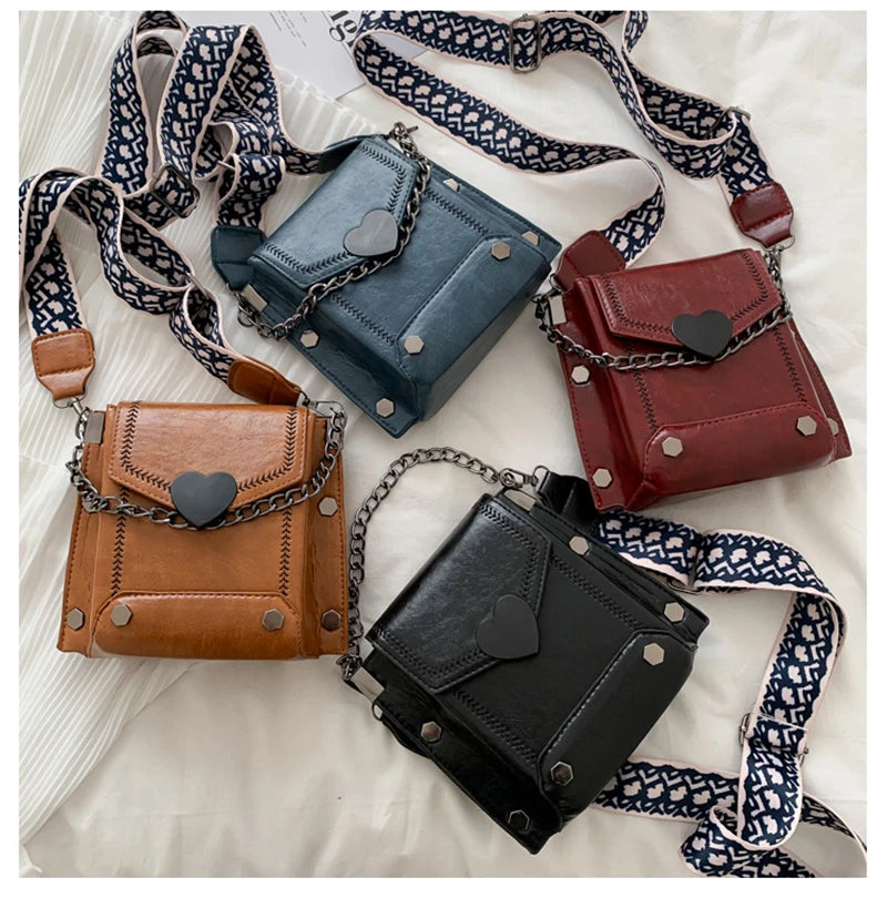 Heart-shaped Lock Shoulder Bag Retro Style