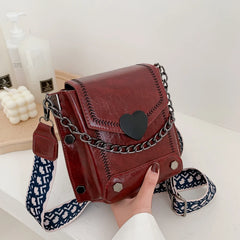 Heart-shaped Lock Shoulder Bag Retro Style