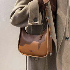 Versatile Women's Retro Shoulder Bag with Wide Strap