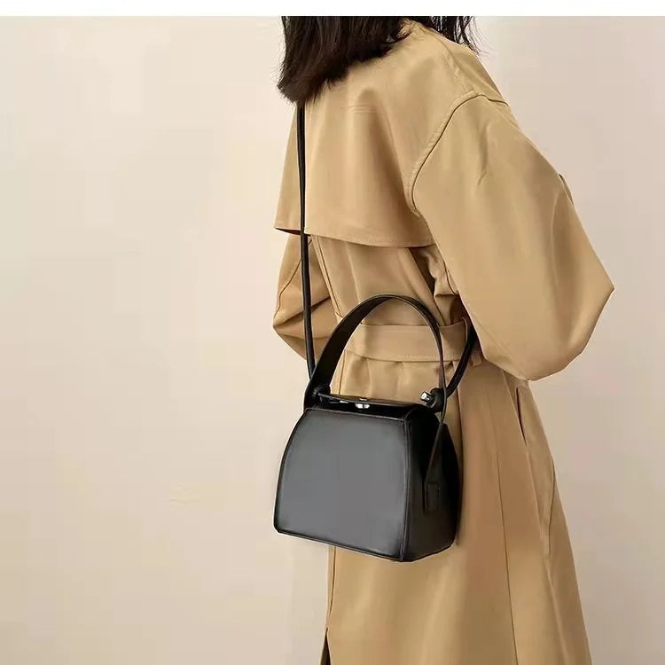 High-Quality Niche Portable Square Bag for Women