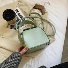 High-Quality Niche Portable Square Bag for Women