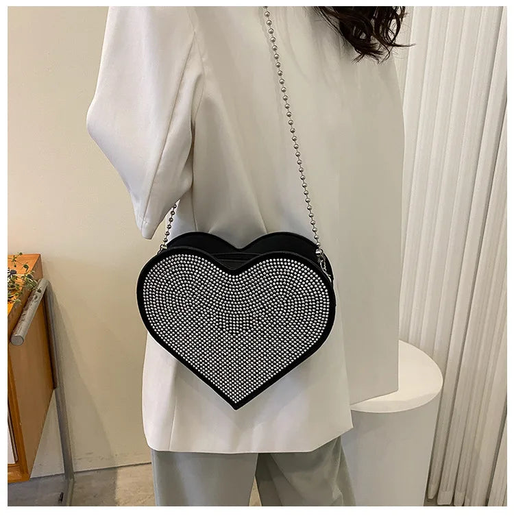 Heart Shaped Diamond Handbag Crossbody Wallet Chain Bag
