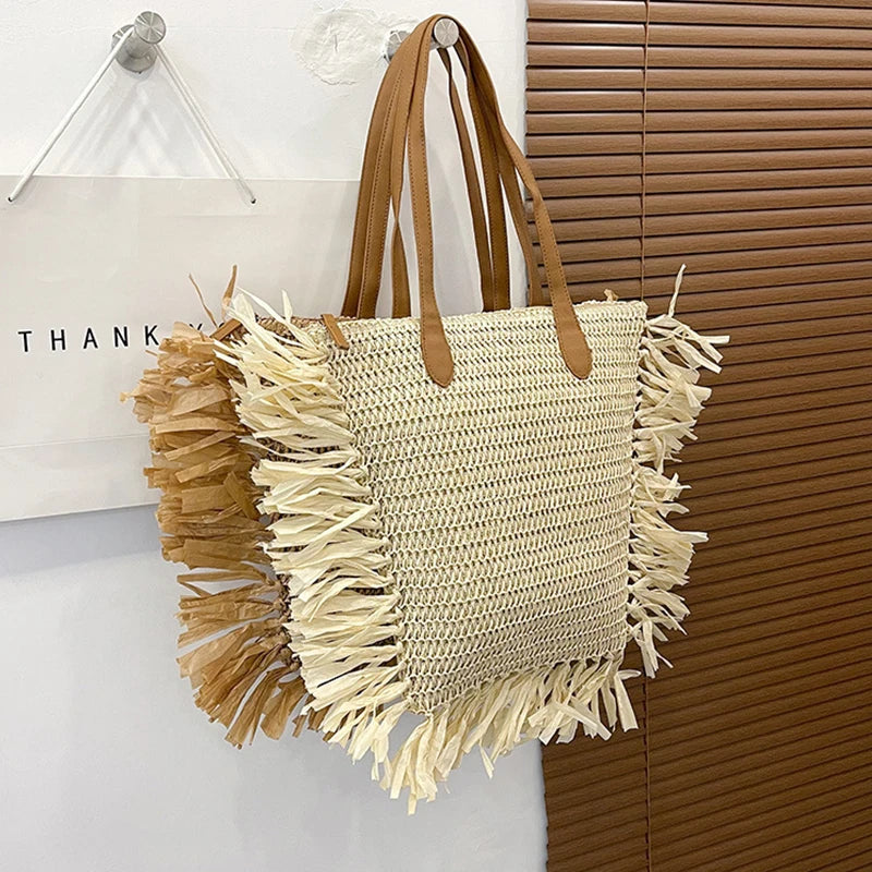 Bohemia Women Straw Bag Tassel Rattan Woven Large Capacity Handbag