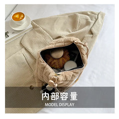 Women's Half Moon Crossbody Bag in Fur