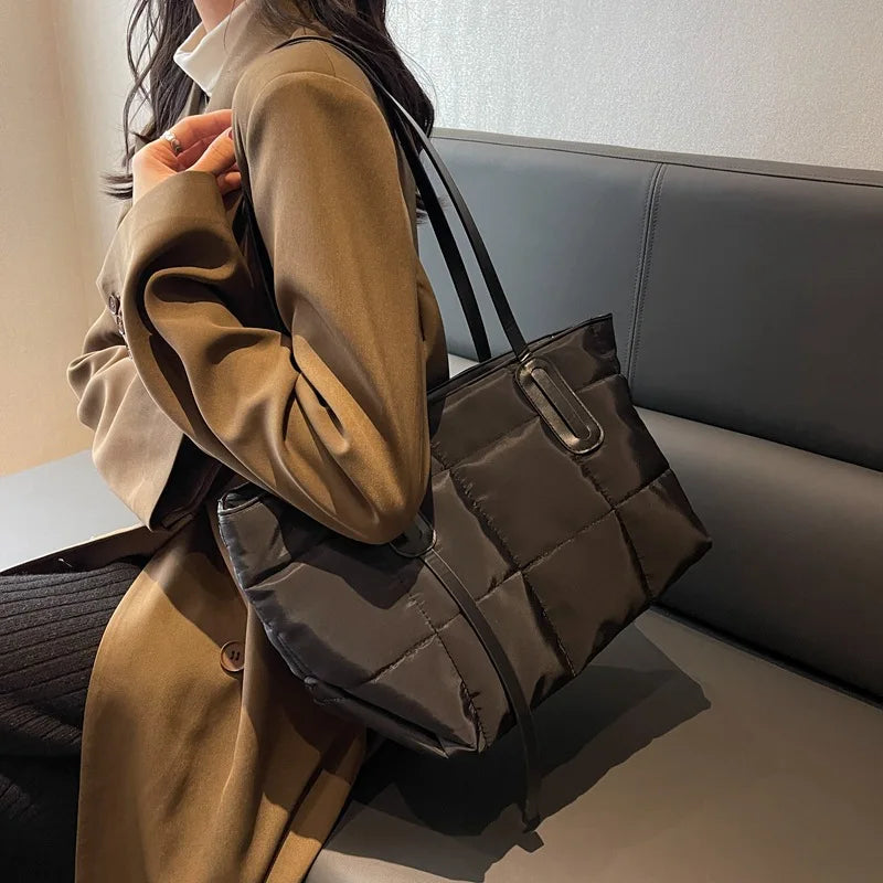 Nylon Women's Shoulder Bag Crossbody Bag Large Flap Handbag