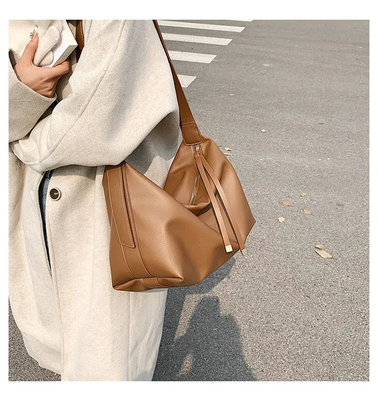 PU Leather Women's Shoulder Bag Fashion Tassel Crossbody Bag