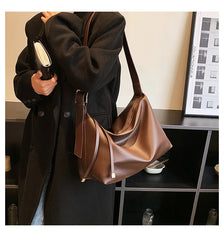 PU Leather Women's Shoulder Bag Fashion Tassel Crossbody Bag