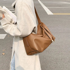 PU Leather Women's Shoulder Bag Fashion Tassel Crossbody Bag