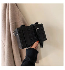 Wild Personality Square Bag Retro Shoulder Slung Bag