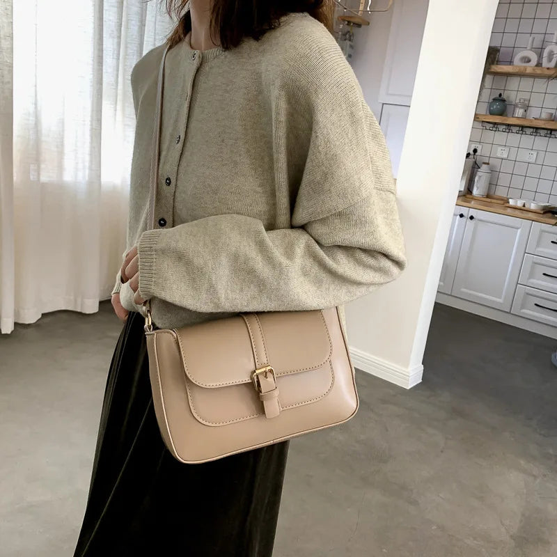 Brown Leather Crossbody Messenger Bag for Women Medium Size Retro Handbag