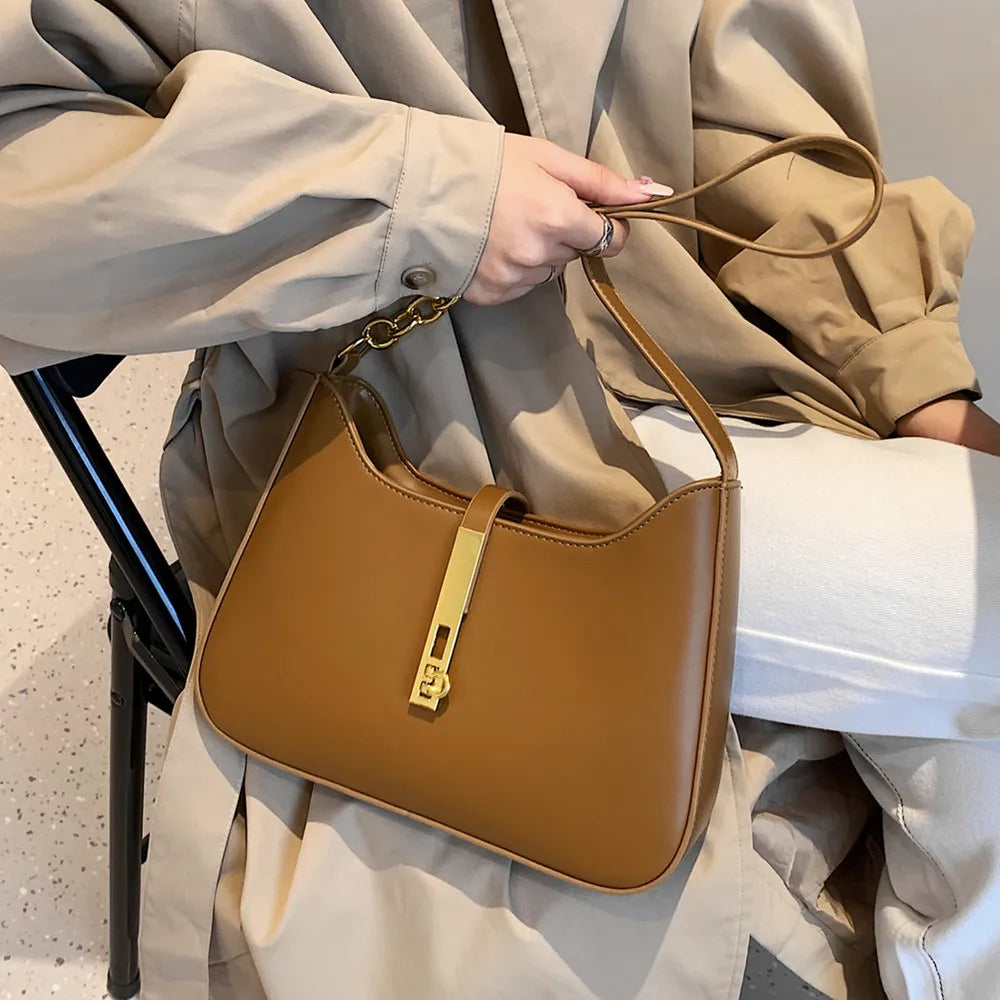 Half Moon Chain Shoulder Bags For Women Winter Solid Bucket Ladies Handbags