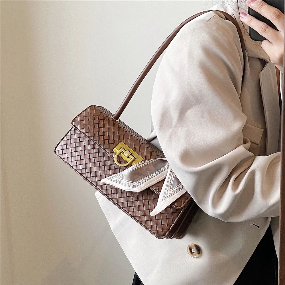 Retro Scarf Shoulder Bags Woven Pattern Flip Lock Handbags