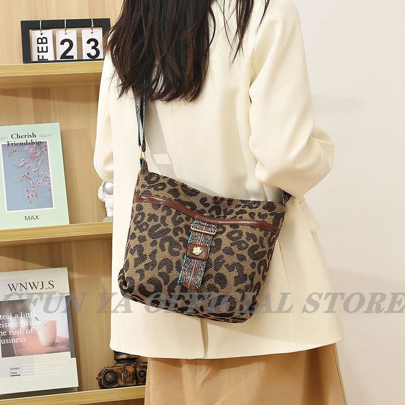 Leopard Woman's Square Bag Large Causal Teens Girls Bag Shoulder Crossbody Bags
