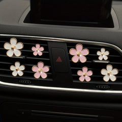 Small Daisy Flower Car Air Outlet Perfume Clip Car Accessories For Women