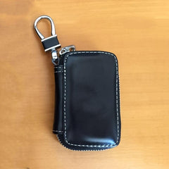 Stylish Leather Key Holder & Keychain for Your Car Keys