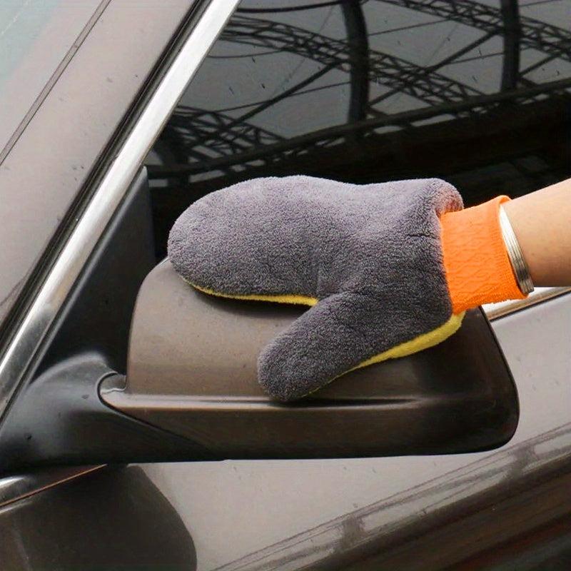 Coral Velvet Bear Paw Car Wash Gloves for Automotive Cleaning