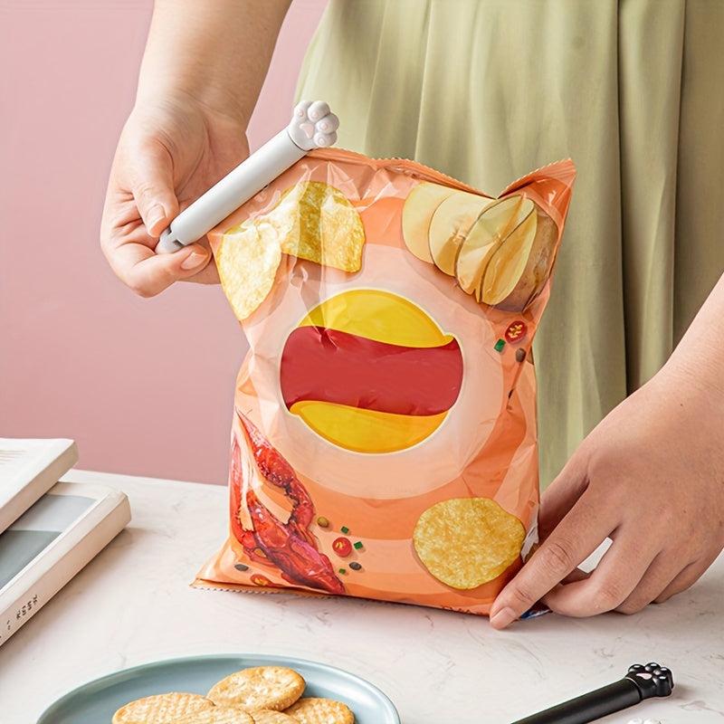 Cat Paw Snack Sealing Clip Moisture-proof Bag Clip