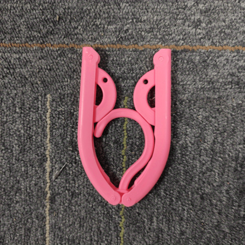 Foldable Travel Hangers Non Slip Lightweight Portable Folding Hanger