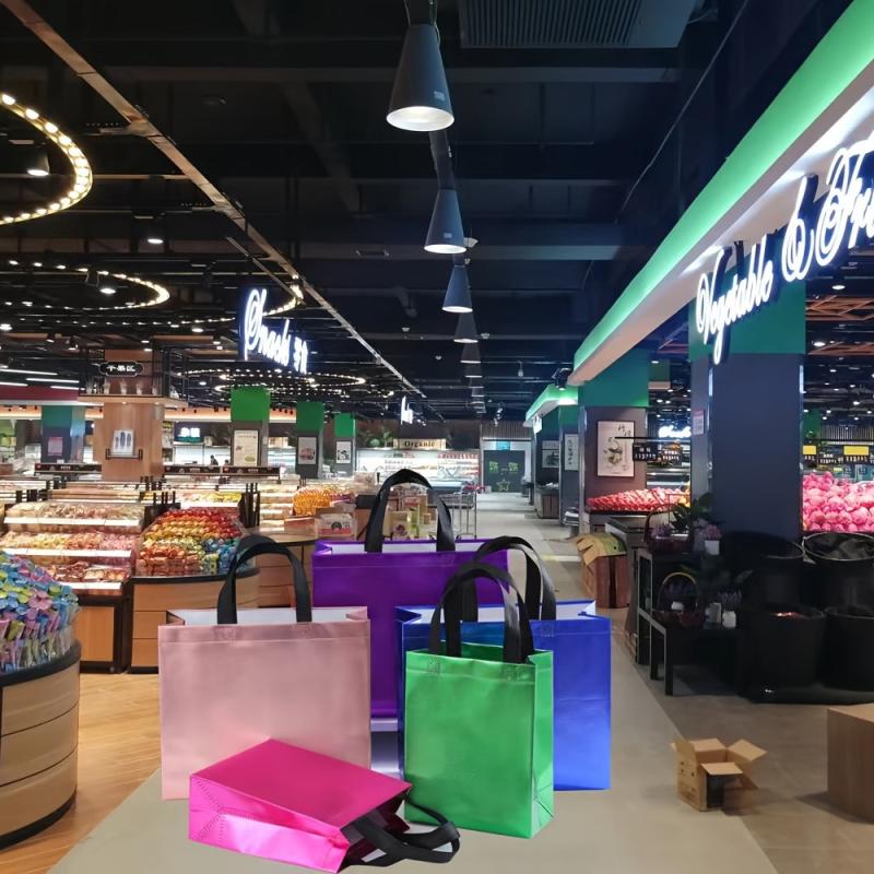 15pcs Colored Christmas Gift Bags for Commercial Use