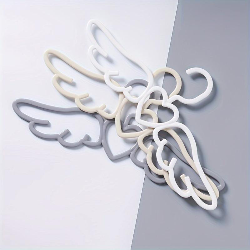 10pcs Love Heart And Wings Hangers Closet Storage Organizer