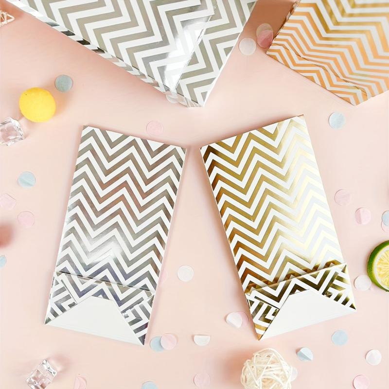 6pcs Paper Gift Bags Hard Card Paper Bags Gift Bags Candy Bags Disposable