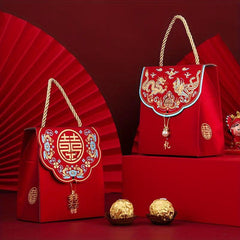 2pcs Chinese candy box Wedding candy bag Creative hand holding candy box