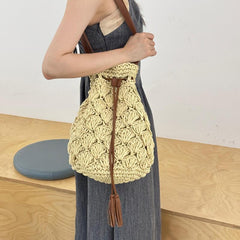 Summer Straw Bag Casual Shoulder Bag Tassel Bucket Bag