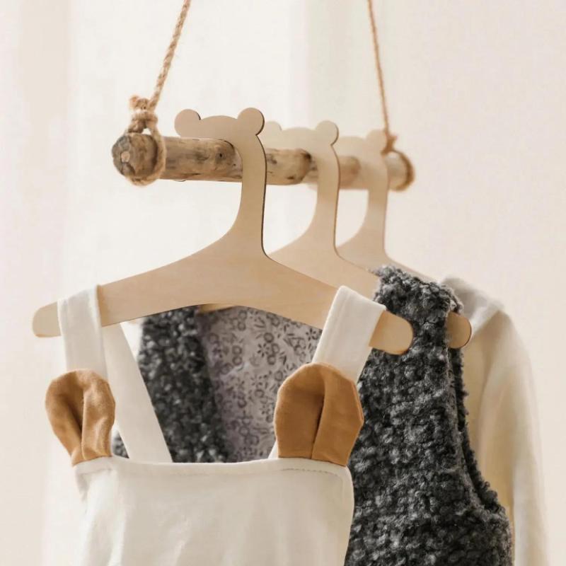 5pcs Wooden Bear Clothes Hanger Home Decoration Modern Style Wooden Craft