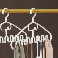 Large Wavy Clothes Hangers Non-slip Plastic Multifunctional Household Hangers