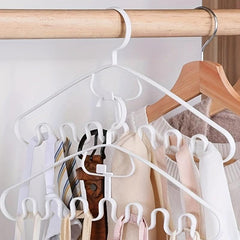 Large Wavy Clothes Hangers Non-slip Plastic Multifunctional Household Hangers