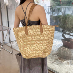 Summer Grass Woven Straw Tote Bag Large Capacity Beach Shoulder Women's Bag