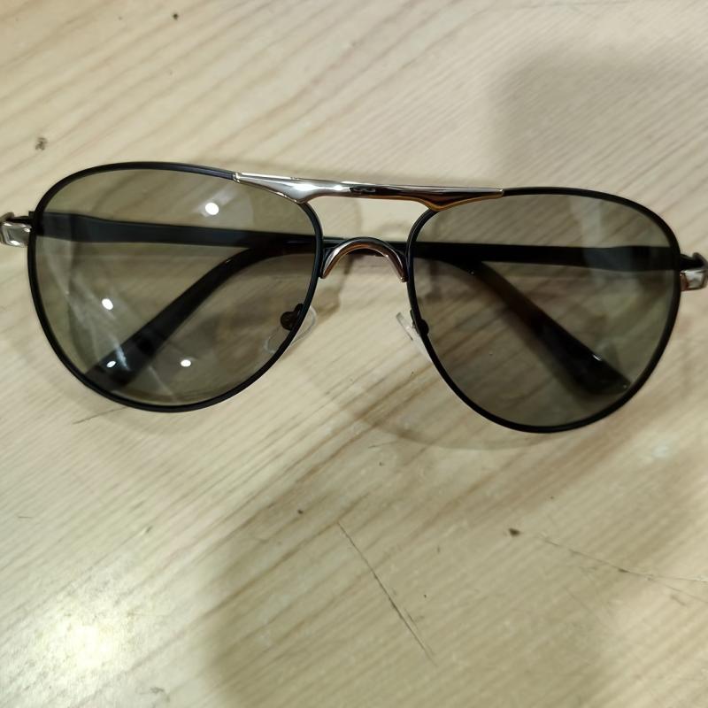 Intelligent Photochromic Sunglasses & Polarized Glasses