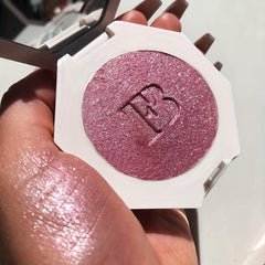 3D Pink Highlighter Blush Shimmering Body Highlighter Makeup Palette