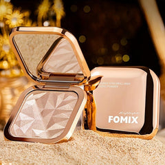 Champagne Highlighter Powder Waterproof Sweat Proof Long Lasting Makeup