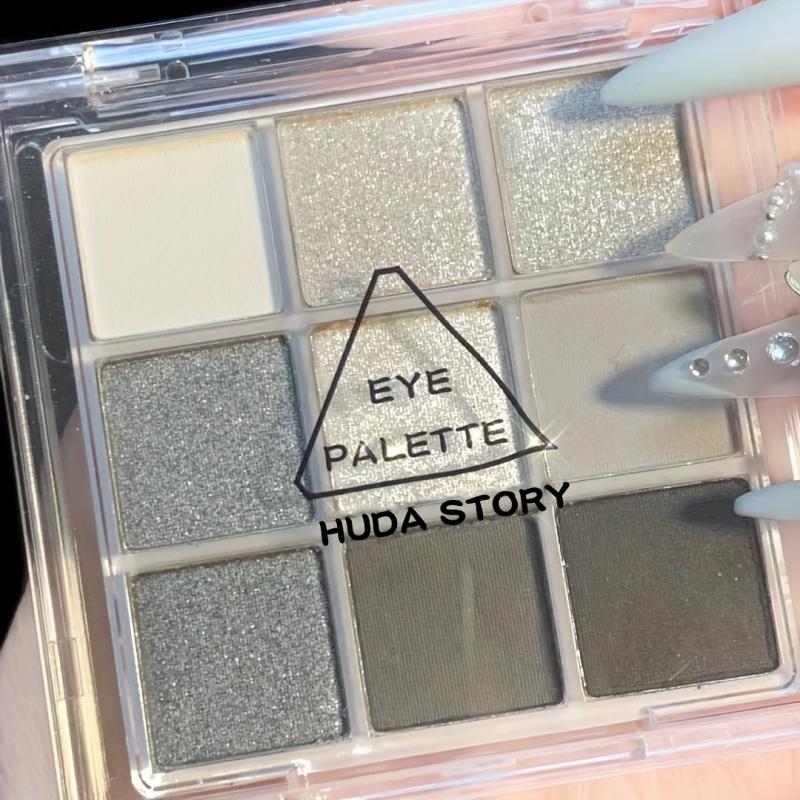 Dark Punk Smokey Eyeshadow Palette for Halloween Party Makeup