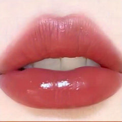 Long Lasting Dewy Lip Gloss with Mirror Finish