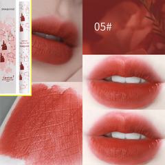Bear Velvet Matte Lip Gloss Long Lasting Waterproof Lip Tint