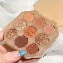 9-Color Eyeshadow Palette for Brightening Eyes
